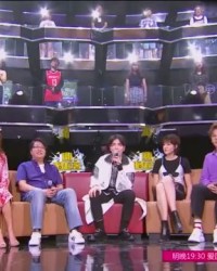  电竞新秀崭露头角惊艳全场观众