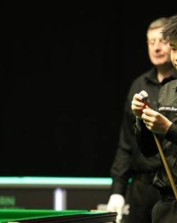  丘里奇ACE雨突袭，创纪录横扫晋级第二轮