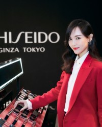  电竞明星选手签约代言知名品牌