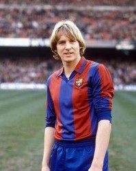  球星伤愈归队，球队士气迎来提升