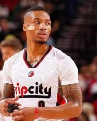  新星闪耀赛场，年轻前锋独中三元