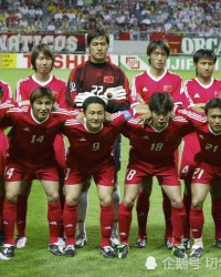  足协杯冷门迭爆，业余球队创造历史佳绩  