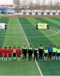  校园足球联赛开幕，青春激情点燃绿茵  