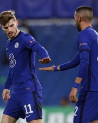  曼联年轻阵容遇挫，客场不敌传统劲旅  