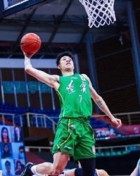  天才少年横空出世，打破最年轻进球纪录