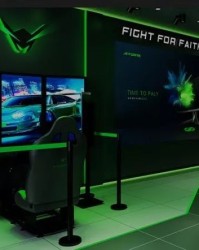  电竞装备全面升级，黑科技助力选手发挥