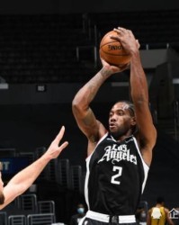  步行者团队篮球击溃魔术防线