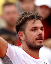  梅德韦杰夫鏖战五盘，苦战险胜挺进决赛