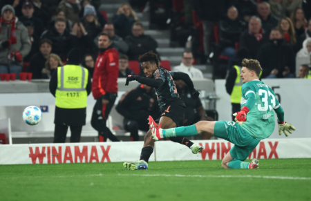  老将宝刀未老关键时刻稳定军心