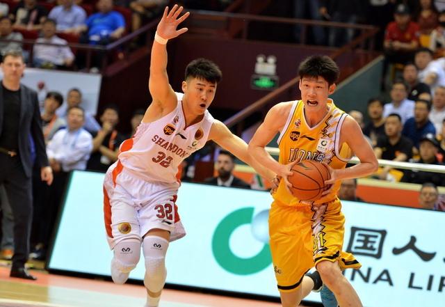  青岛国信水产内线告急惨败于浙江广厦