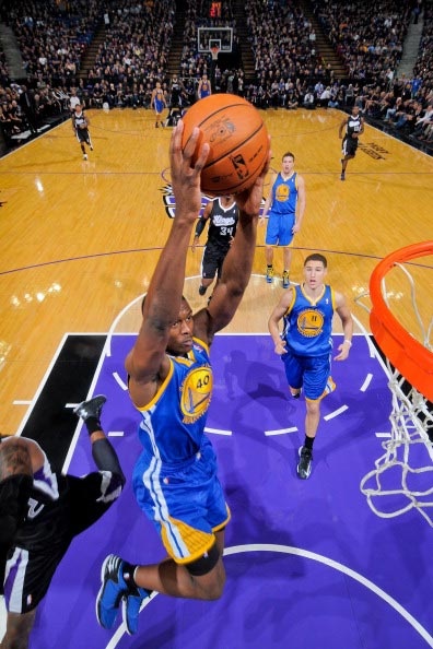  三分大赛惊现神射手，精准投射技惊四座