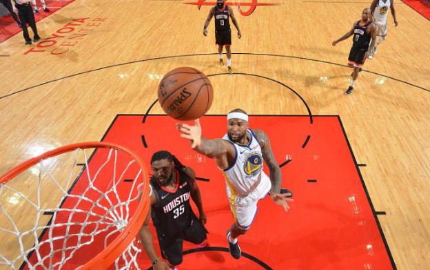  双塔组合发威，内线统治力无人能挡