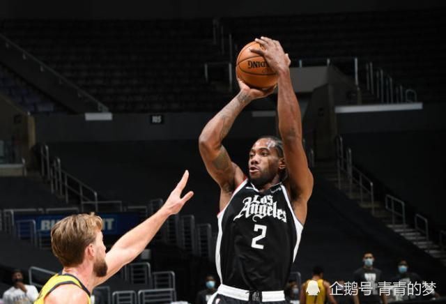  步行者团队篮球击溃魔术防线