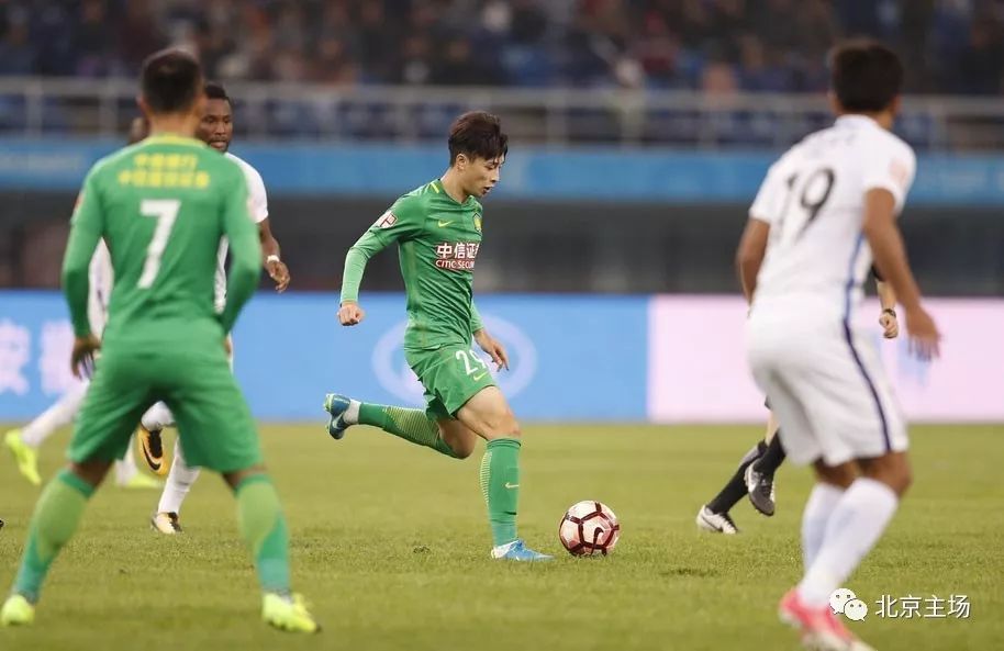  国足世预赛力克劲旅，晋级希望重燃  