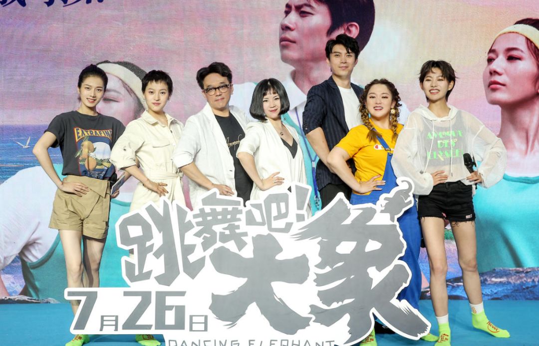  父子同场竞技，传承故事感动全场